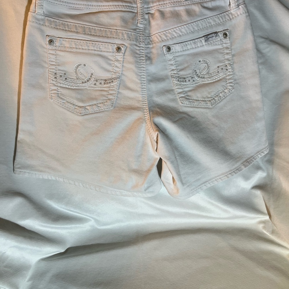 Seven7 White Distressed Denim Shorts - Picture 8 of 8